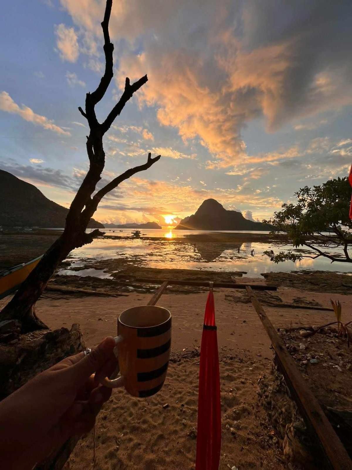 Oia Beach Hostel - El Nido Dış mekan fotoğraf