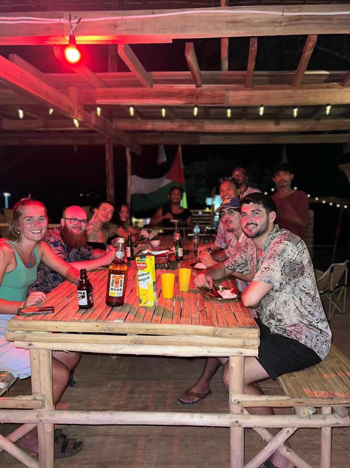 Oia Beach Hostel - El Nido Dış mekan fotoğraf